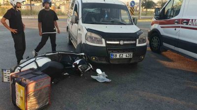 Kocaeli’nin Çayırova ilçesinde hafif ticari araç ile çarpışan motosikletin sürücüsü