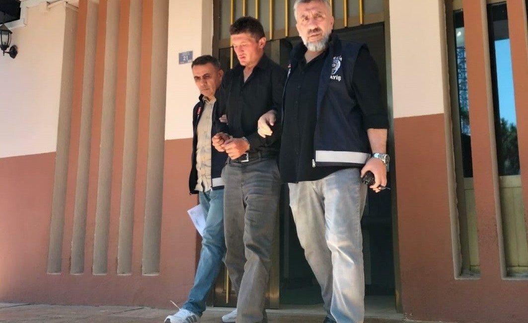 Bilecik’te halasının kocasını miras davası yüzünden bıçaklayarak ölümüne neden olan