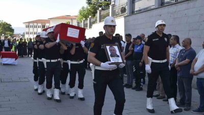 Kastamonu’nun Tosya ilçesinde tedavi gördüğü hastanede yaşamını yitiren polis memuru,