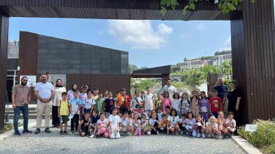 DÜZCE(İHA) – Düzce Konuralp İlkokulu öğrencileri, doğayı keşfetmek ve bitkileri