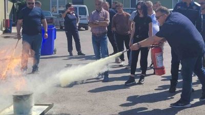 Kocaeli Büyükşehir Belediyesi İtfaiye Dairesi Başkanlığı ekipleri, Gölcük Belediyesi personeline