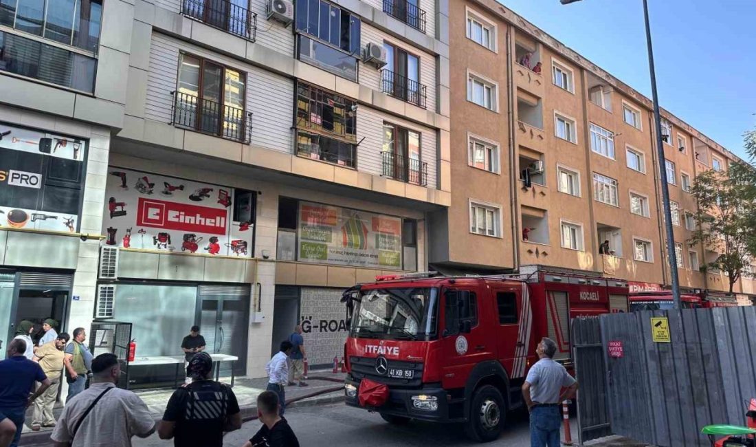 Kafenin deposunda yangın paniği Kocaeli’nin Gebze ilçesinde bir kafenin deposunda yangın çıktı. Olay, Sultan