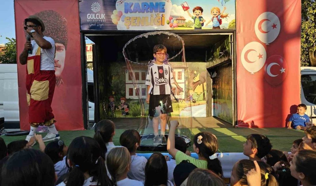 Karne şenliği coşkusu Anıtpark’ı doldurdu Gölcük Belediyesi’nin Anıtpark’ta düzenlediği karne şenliği, çocuklar ve ailelerinin yoğun