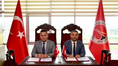 Kastamonu Üniversitesi ile Türkiye Badminton Federasyonu arasında iş birliği protokolü
