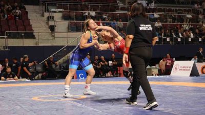 Kocaeli’de 16 ülkeden yaklaşık 600 sporcunun katıldığı Uluslararası Serbest ve