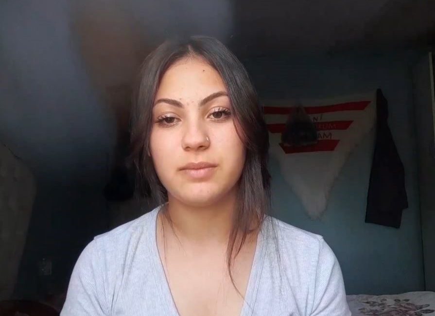 Bolu’da bir sokak düğününe denk gelen Koreli turist kafilesinden yemek