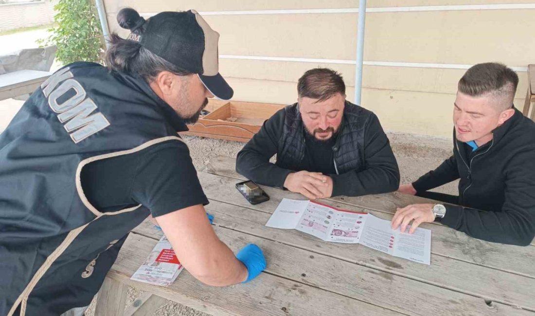 Kurban pazarında sahte para uyarısı Bolu’da Kurban Bayramı öncesi, polis tarafından kurban pazarlarında sahte para