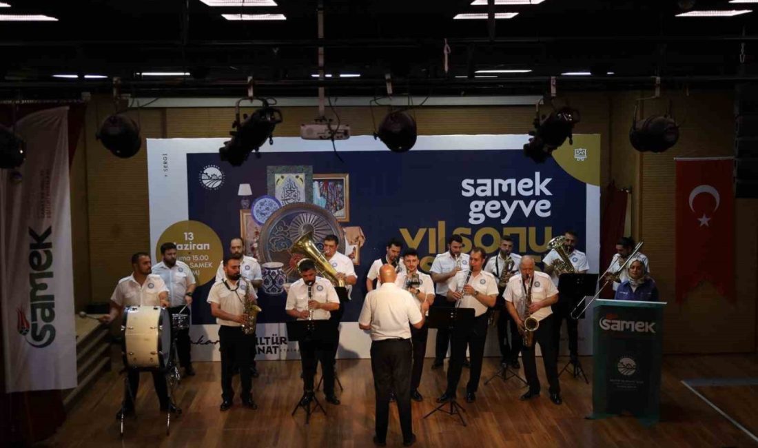 Kursiyerlerin 350’yi aşkın eseri sanatseverlerin beğenisine sunuldu Sakarya Büyükşehir Belediyesi’nin SAMEK kurslarında yılsonu sergi coşkusu Akyazı’dan sonra