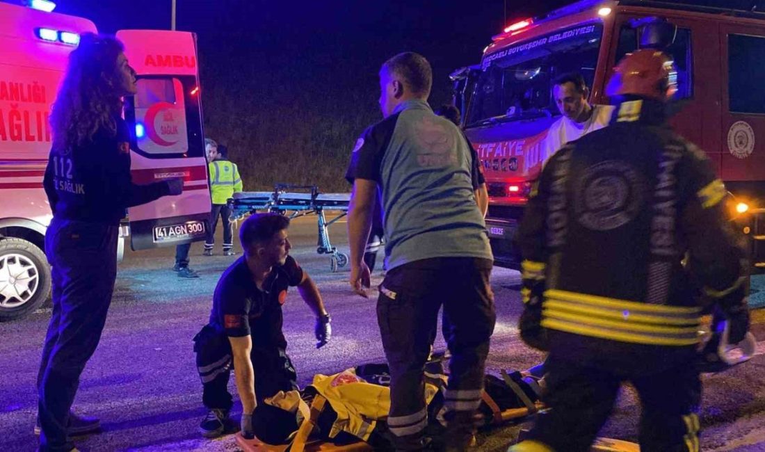 Kuzey Marmara’da feci kaza: 4’ü çocuk 12 yaralı Kuzey Marmara Otoyolu Kocaeli geçişinde 3 aracın karıştığı trafik kazasında