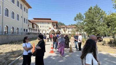 Yükseköğretim Kurumları Sınavı’nın (YKS) ikinci oturumu için Sakarya’da öğrencilerin maratonu