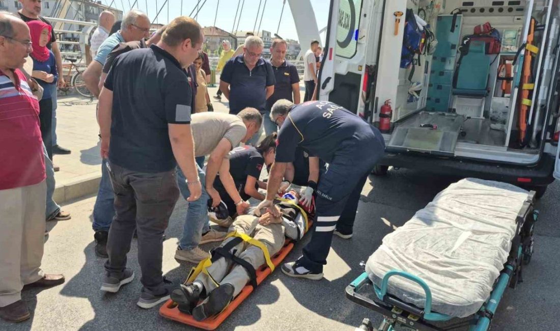 Motosikletle bisiklet çarpıştı, 2 sürücü yaralandı Düzce’de motosiklet ile bisikletin çarpışması sonucunda meydana gelen kazada 2