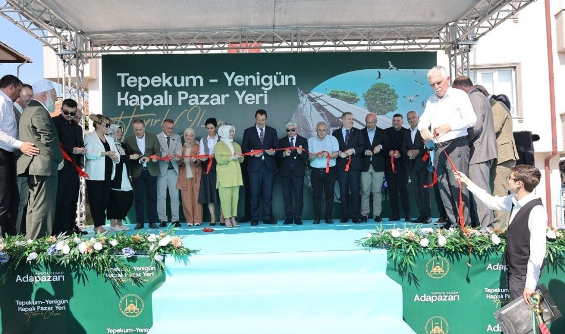Müjdeli haberler açılışta verildi: Aile Sağlığı Merkezi ve spor tesisi açılacak Adapazarı Belediyesi tarafından hayata geçirilen Tepekum-Yenigün Kapalı Pazar Yeri Açılış