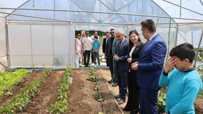 Kastamonu’da ortaokul öğrencilerinin mevsimlik sebze meyveler ile çeşitli bilgiler yetiştireceği