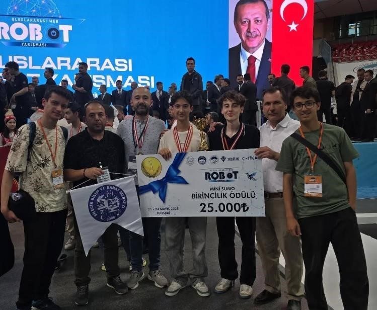Öğrencilerden büyük başarı Bilecik Borsa İstanbul Bilim ve Sanat Merkezi öğrencilerinden büyük başarı