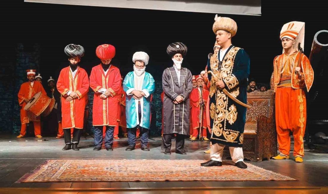Öğrencilerden İstanbul’un fethi tiyatrosu DÜZCE (İHA) – İstanbul’un fethinin 572. yıl dönümü, Düzce Osman