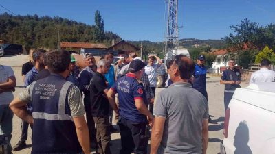 Sakarya’nın Taraklı ilçesinde başlayan orman yangınına müdahale karadan ve havadan