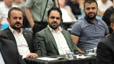 Yalova Memur-Sen İl Başkanı Halil İbrahim Özer, Ankara’da bir takım