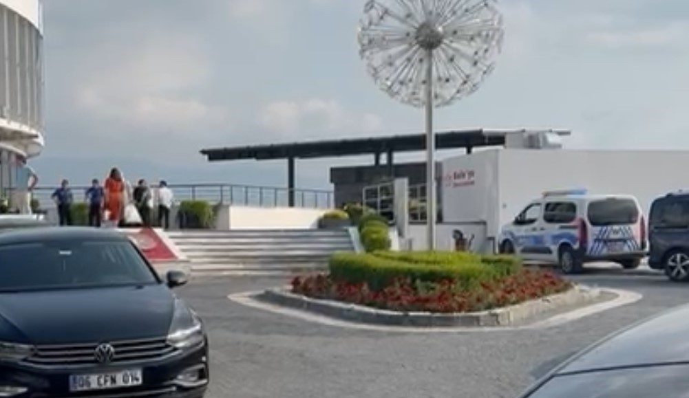 Bolu’da parkta bir çocuğun yumruk atması sonucu kalbi duran ve