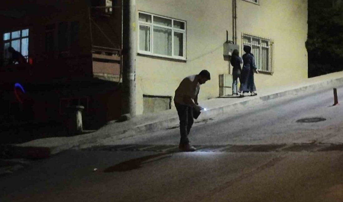 Polis, kanalizasyonda bile mermi aradı Kocaeli’nin Derince ilçesinde bir kişinin silahla vurulduğu ihbarı üzerine polis