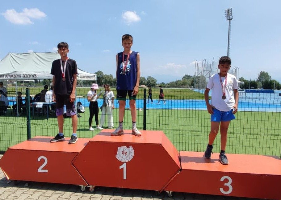 Sakarya Büyükşehir Belediyesi Spor Kulübü Atletizm sporcuları, Anadolu Yıldızlar Ligi