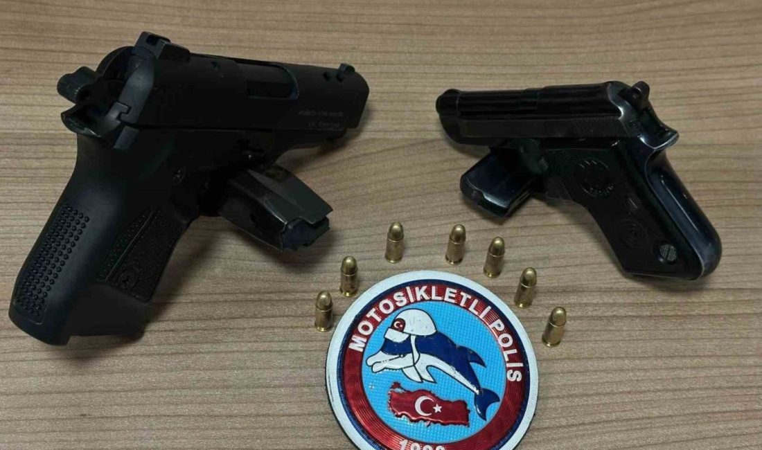 Sakarya’da huzur operasyonunda kayıt dışı çalışanlar ve arananlar yakalandı Sakarya’da kayıt dışı istihdam ve insan ticareti ile mücadele çerçevesinde