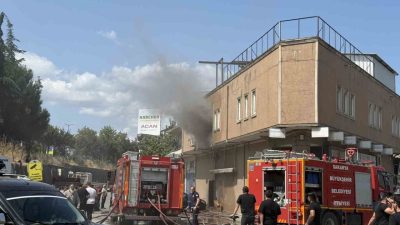 Sakarya’nın Arifiye ilçesindeki Sanayii Sitesi içinde bulunan nalbur malzemeleri satan