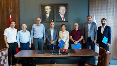 Sakarya Üniversitesi, bilimsel yayıncılık alanında bir ilki gerçekleştirerek önemli bir