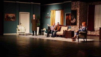 DÜZCE(İHA) – Düzce Belediyesi, Haydi Karına Koş ve Karanlıkta Komedi