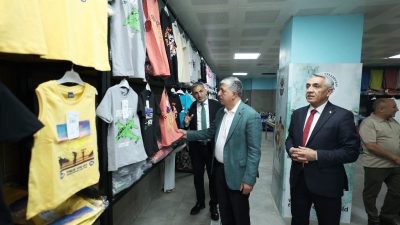 Dilovası Belediyesi’nin Sevgi Mağazası, Kurban Bayramı öncesinde ihtiyaç sahibi vatandaşlara