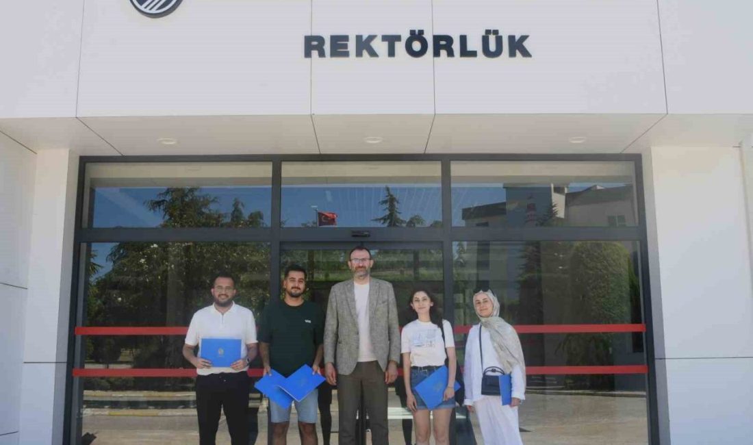 Sıfır Atık Temalı Video ve Fotoğraf Yarışmalarında ödüller sahiplerini buldu Sakarya Üniversitesi Toplumsal Katkı ve Sürdürülebilirlik Koordinatörlüğü ile Sıfır Atık