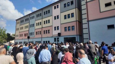 Kocaeli’de LGS heyecanı sabahın erken saatlerinde başladı. 26 bini aşkın