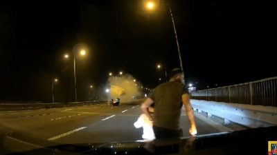 Kuzey Marmara Otoyolu Sakarya geçişinde iki otomobilin çarpışması neticesinde taklalar