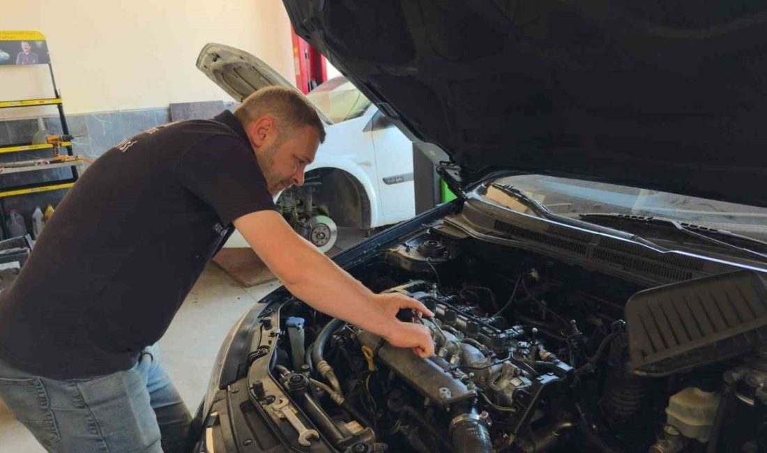 Uzun yola gideceklere ustasından uyarı Düzce’de motor ustası Emrah Ustaoğlu, uzun yola çıkacakları uyararak, “Kesinlikle