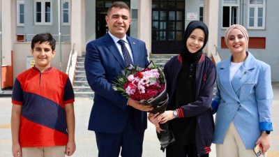 DÜZCE (İHA) – Düzce Valisi Selçuk Aslan, okul ziyaretleri çerçevesinde
