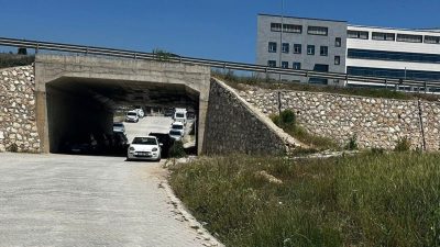 Bilecik Eğitim ve Araştırma Hastanesi yerleşkesinde yaşanan araba park sorunu