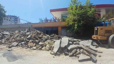 Yalova’nın Çınarcık ilçesinde birlikte alkol aldığı arkadaşı tarafından boğazından bıçaklanan