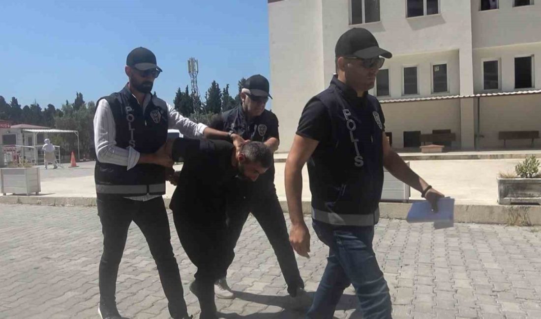 Yalova’da alkol alırken tartıştığı arkadaşını boğazından bıçaklayarak öldüren zanlı adliyede Yalova’nın Çınarcık ilçesinde birlikte alkol aldığı arkadaşı tarafından boğazından bıçaklanan