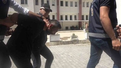 Yalova’nın Çınarcık ilçesinde birlikte alkol aldığı arkadaşını boğazından bıçaklayarak öldüren