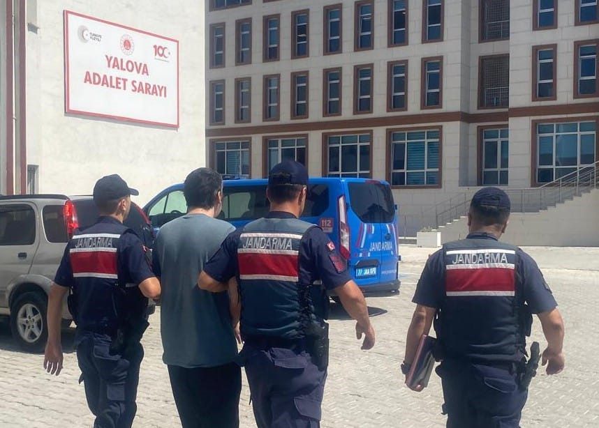 Yalova’da DEAŞ üyesi Rus uyruklu şahıs yakalandı Yalova’da, DEAŞ terör örgütü üyesi olma suçundan 6 yıl 3