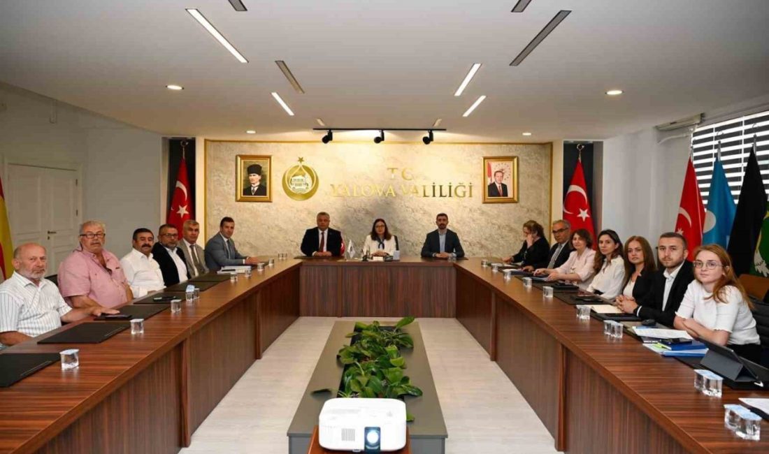 Yalova’da kentsel dönüşüm çalışmaları masaya yatırıldı Yalova Valisi Hülya Kaya başkanlığında gerçekleştirilen toplantıda kentte yapımı devam