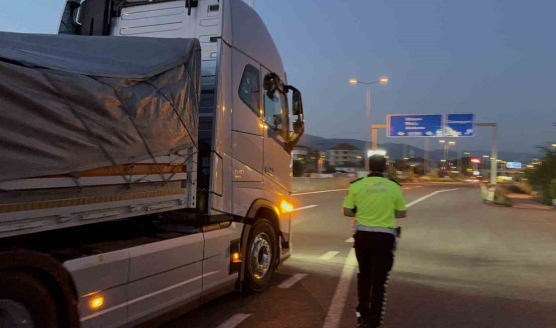 Yasak olmasına rağmen yola çıktı, cezayı yedi Kurban Bayramı tatili için memleketlerine giden araçların oluşturduğu yoğunluğu azaltmak