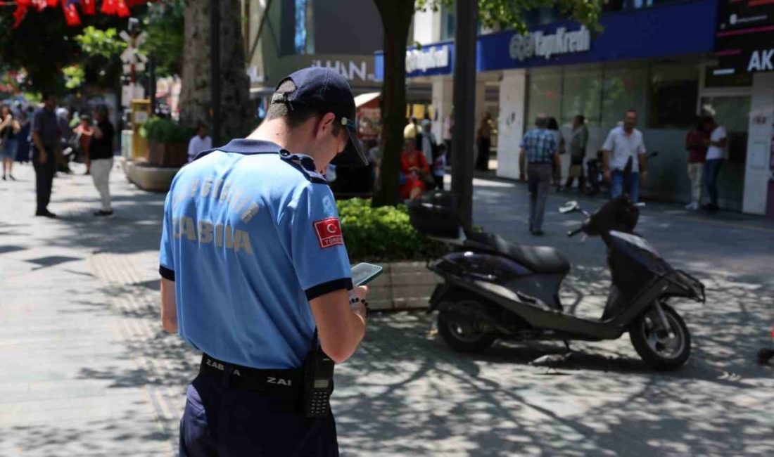 Yaya güvenliği için motosikletlilere sıkı denetim Kocaeli’de zabıta ekipleri, yayaların yoğun olarak kullandığı güzergahlarda motosikletlilere yönelik