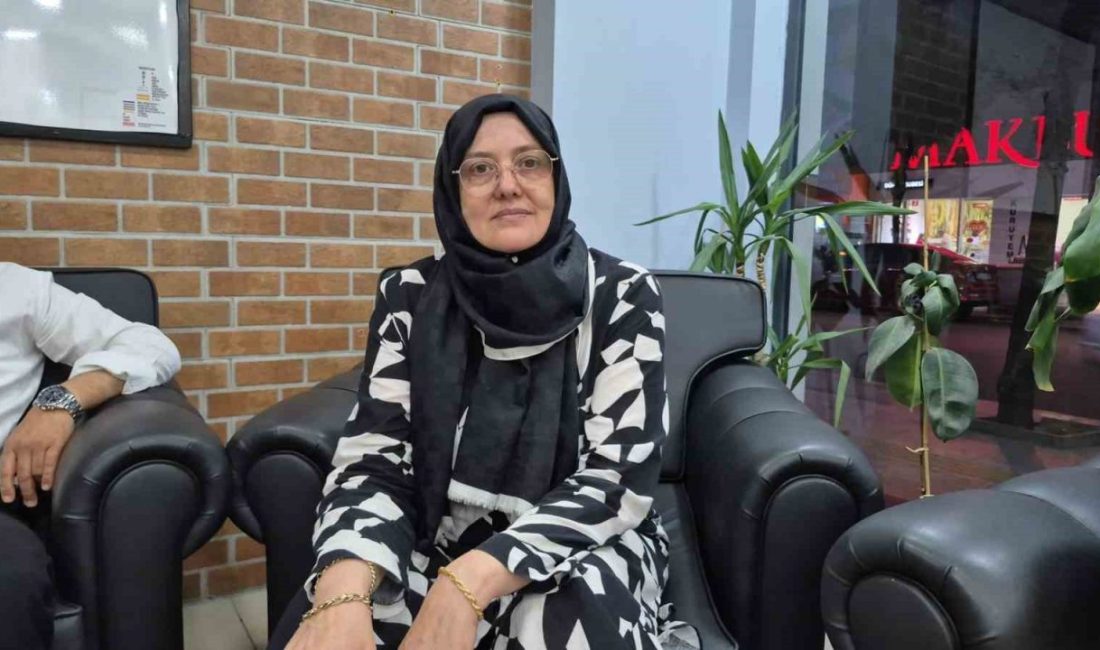 YRP Düzce Belediye Meclis üyeleri istifa etti Yeniden Refah Partisi’nin (YRP) Düzce Belediyesi’ndeki 5 Meclis üyesi partiden