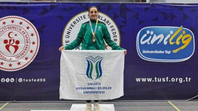 SUBÜ öğrencisi Ece Asude Ediz, TÜSF tarafından düzenlenen Üniversiteler Arası