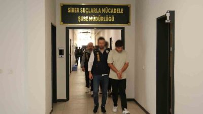 Kocaeli merkezli yürütülen soruşturma kapsamında, sahte kripto uygulamasıyla vatandaşları dolandırdığı