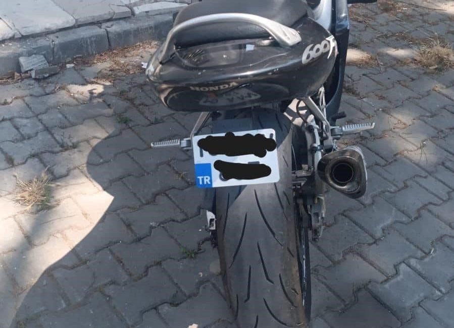 Abartı egzozlu motosikletlere ceza yağdı Bilecik’in Osmaneli ilçesinde gece saatlerinde huzuru bozan motosiklet sürücülerine yönelik