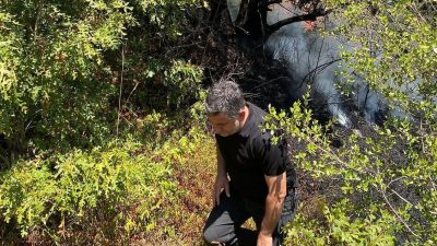 Sakarya’nın Adapazarı ilçesinde çıkan orman yangını, ekiplerin havadan ve karadan