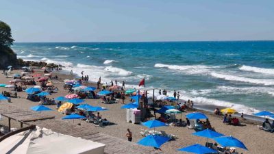 DÜZCE(İHA) – Düzce’nin Akçakoca ilçesinde olumsuz hava ve deniz şartları