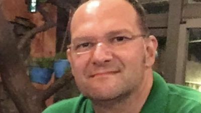 Sakarya’nın Sapanca ilçesinde sokak hayvanlarına olan düşkünlüğüyle tanınan şahıs, iddialara