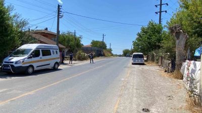 Kocaeli’nin Kandıra ilçesinde, sokakta husumetlilerine ateş açan zanlı veya zanlılar